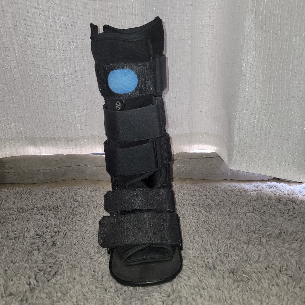 Walking boot